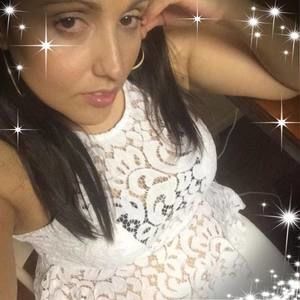 Meet your Posher, Alexis